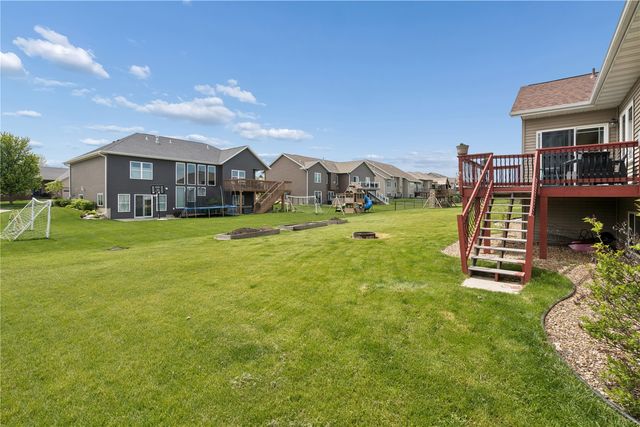 3215 Stanley Cup Drive, Marion, IA 52302