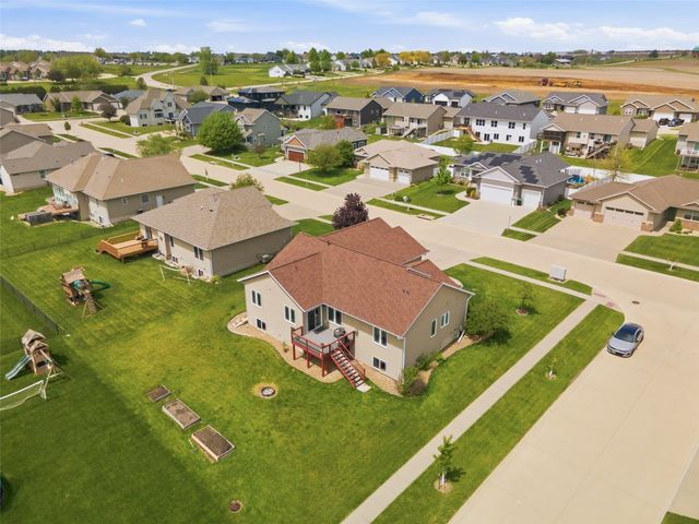 3215 Stanley Cup Drive, Marion, IA 52302