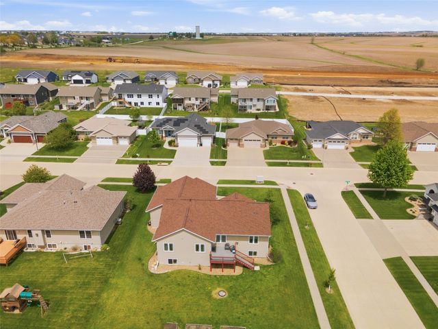 3215 Stanley Cup Drive, Marion, IA 52302