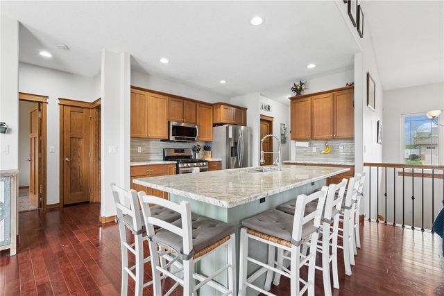 3215 Stanley Cup Drive, Marion, IA 52302