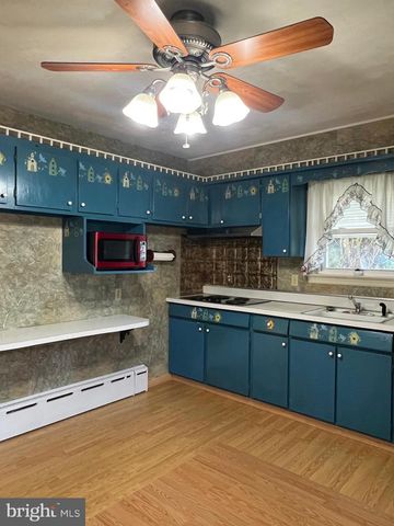 600 ALTAMONT BLVD, Frackville, PA 17931
