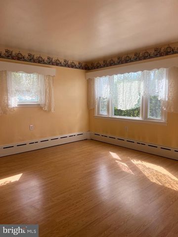 600 ALTAMONT BLVD, Frackville, PA 17931