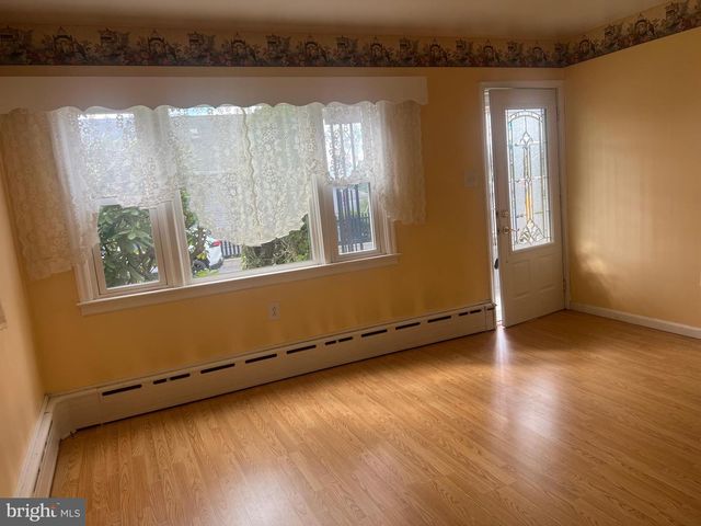 600 ALTAMONT BLVD, Frackville, PA 17931