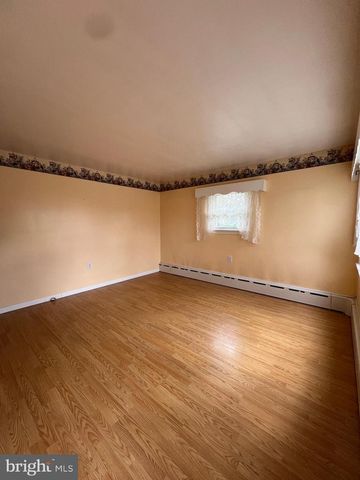 600 ALTAMONT BLVD, Frackville, PA 17931