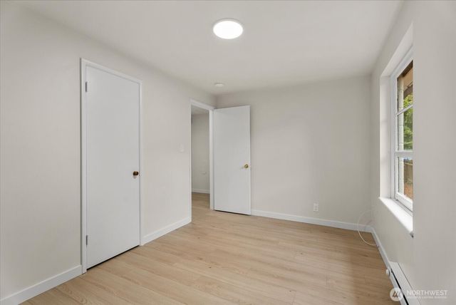 13525 Wallingford Avenue N, Seattle, WA 98133