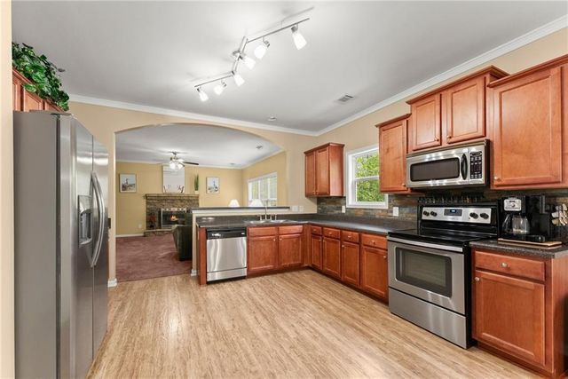 9240 Wilshire Place, Cumming, GA 30028