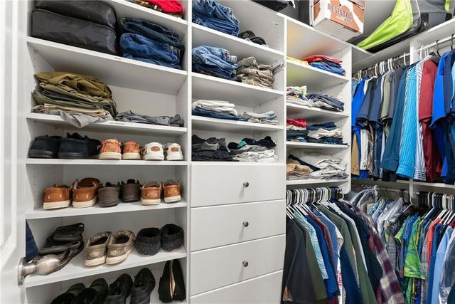 9240 Wilshire Place, Cumming, GA 30028