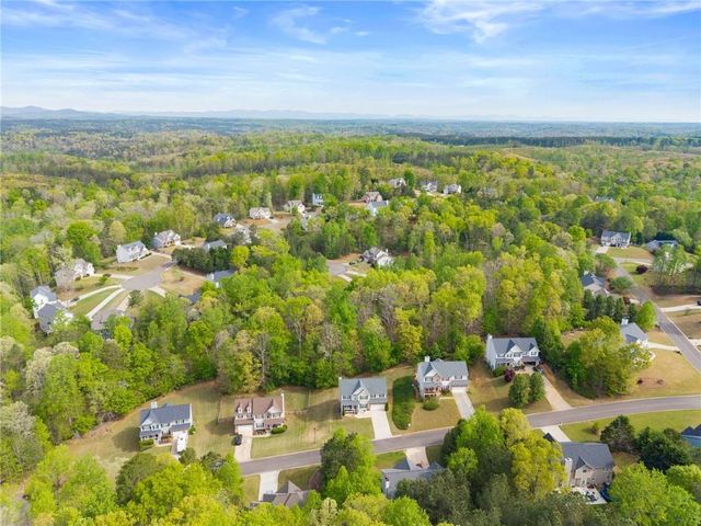 9240 Wilshire Place, Cumming, GA 30028