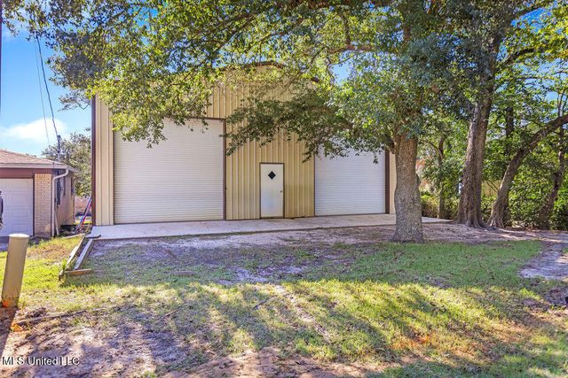 2312 Santa Cruz Street, Gautier, MS 39553