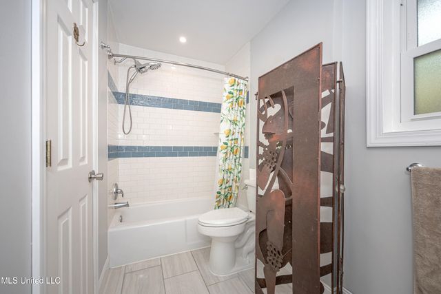 2312 Santa Cruz Street, Gautier, MS 39553