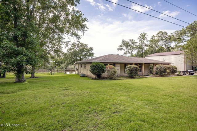 2312 Santa Cruz Street, Gautier, MS 39553