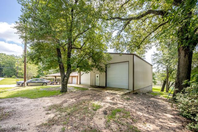 2312 Santa Cruz Street, Gautier, MS 39553