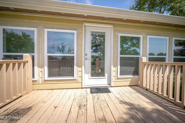 2312 Santa Cruz Street, Gautier, MS 39553