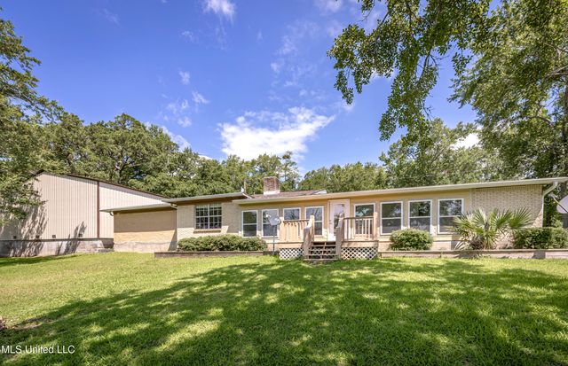 2312 Santa Cruz Street, Gautier, MS 39553