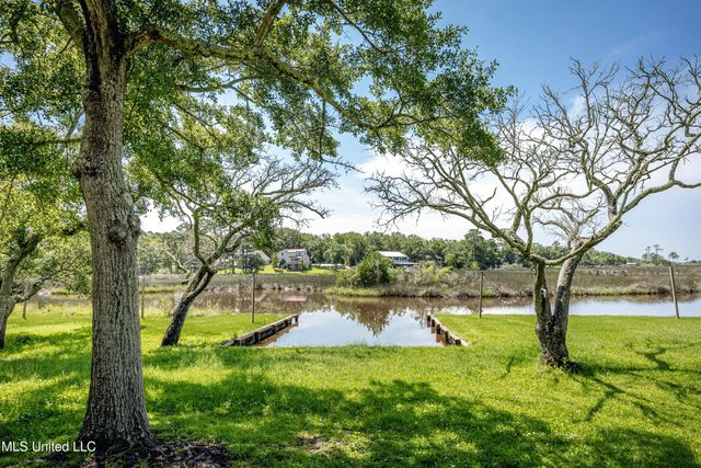 2312 Santa Cruz Street, Gautier, MS 39553