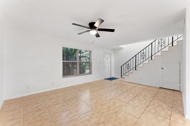 1945 NW 4th Avenue 42c, Boca Raton, FL 33432