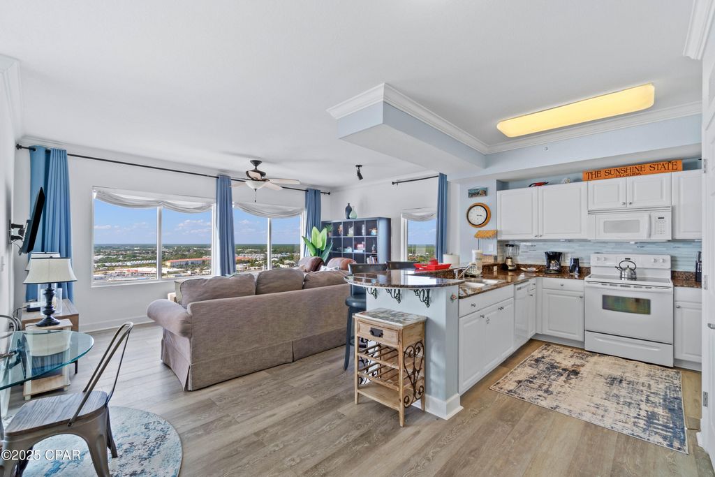 Image 4 of property listing at 16819 Front Beach 1900, Panama City Beach, FL 32413