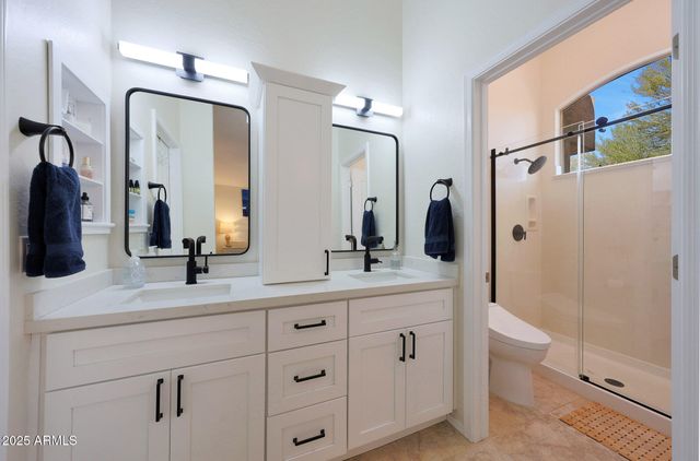 10392 E PENSTAMIN Drive, Scottsdale, AZ 85255