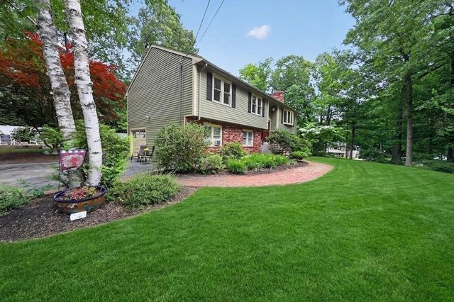 42 Willow Road, Hanover, MA 02339