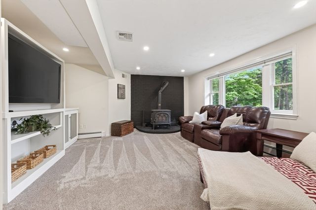 42 Willow Road, Hanover, MA 02339