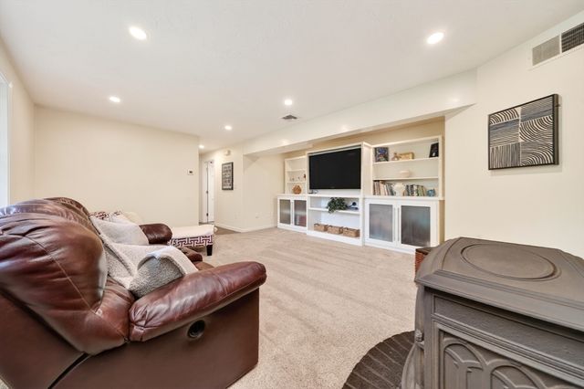 42 Willow Road, Hanover, MA 02339