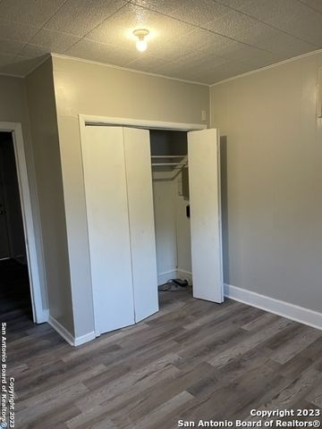 135 Newport, San Antonio, TX 78218