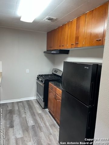 135 Newport, San Antonio, TX 78218