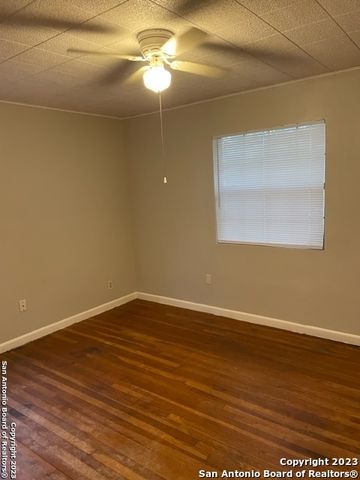 135 Newport, San Antonio, TX 78218