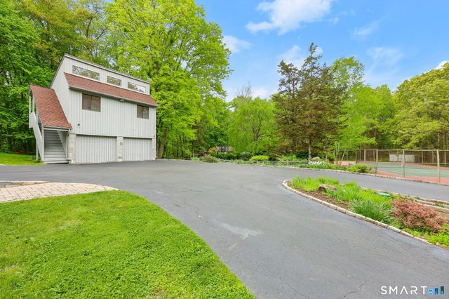 7 White Oak Lane, Weston, CT 06883