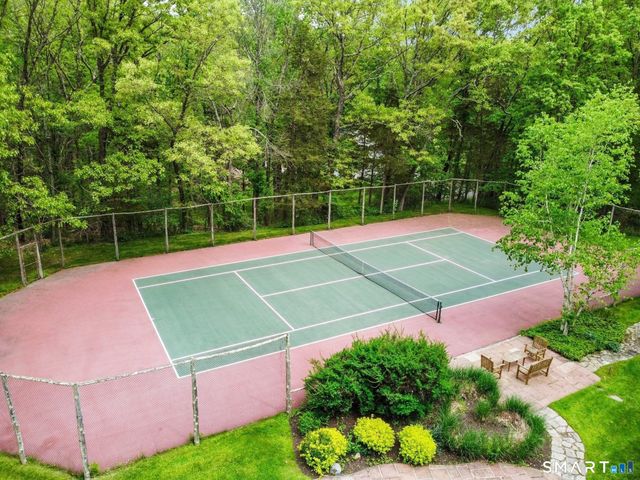 7 White Oak Lane, Weston, CT 06883