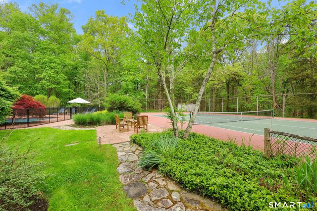 7 White Oak Lane, Weston, CT 06883
