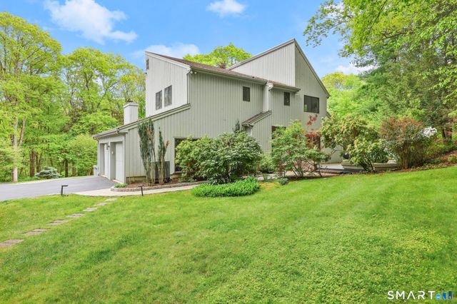 7 White Oak Lane, Weston, CT 06883