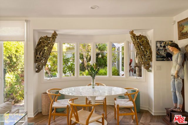14161 Valley Vista Boulevard, Sherman Oaks, CA 91423