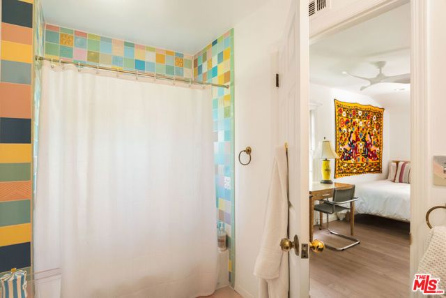 14161 Valley Vista Boulevard, Sherman Oaks, CA 91423