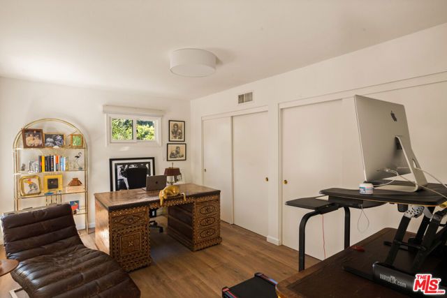 14161 Valley Vista Boulevard, Sherman Oaks, CA 91423