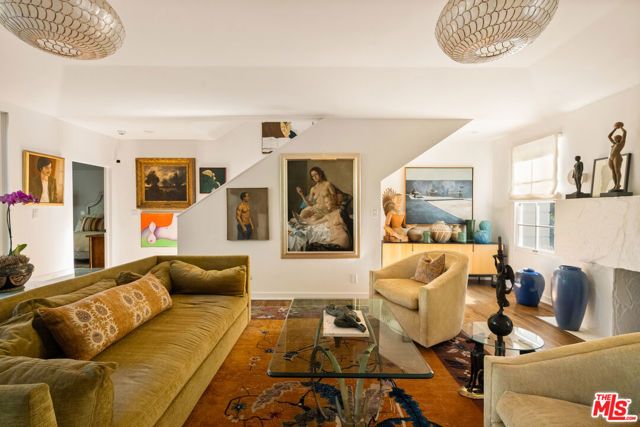 14161 Valley Vista Boulevard, Sherman Oaks, CA 91423