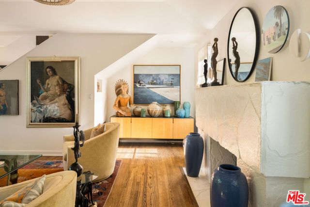 14161 Valley Vista Boulevard, Sherman Oaks, CA 91423