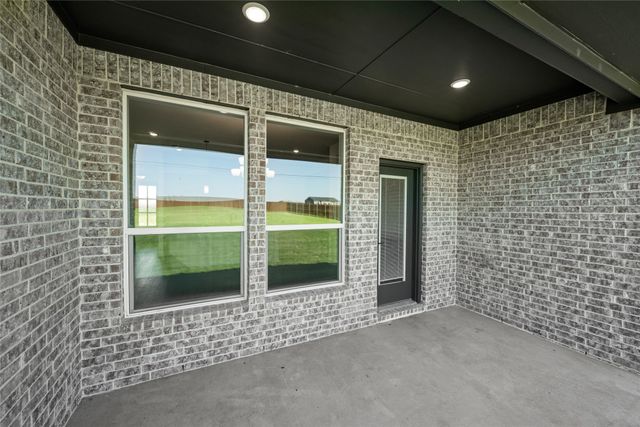 108 Red Fox Trail, Godley, TX 76044
