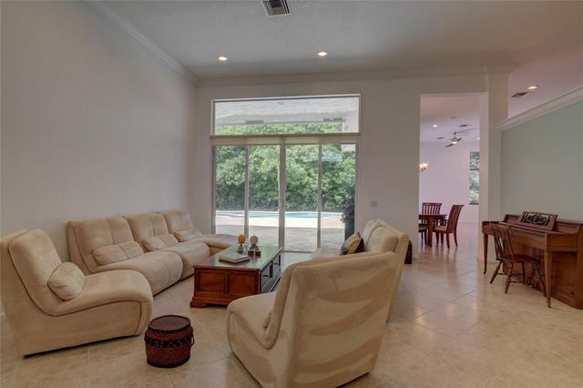 1125 Waterside Circle, Weston, FL 33327