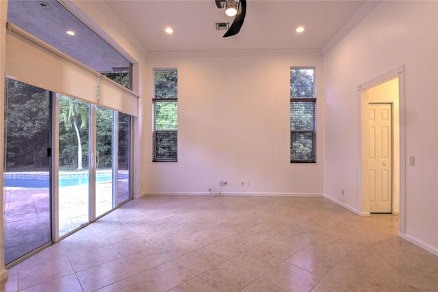1125 Waterside Circle, Weston, FL 33327