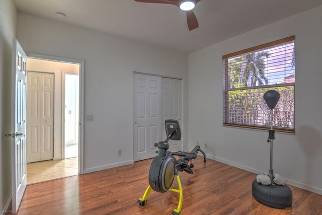 1125 Waterside Circle, Weston, FL 33327