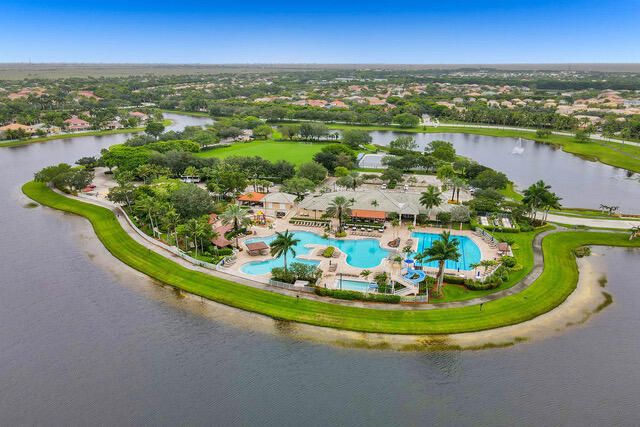 1125 Waterside Circle, Weston, FL 33327