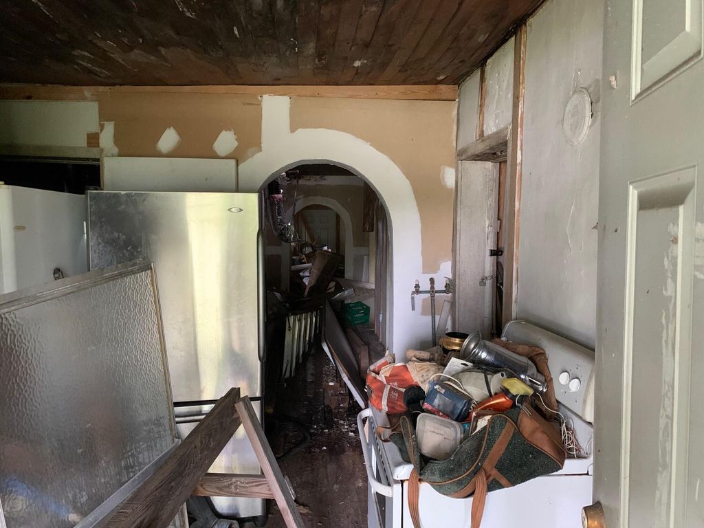 1911 TUBMAN HOME ROAD Road