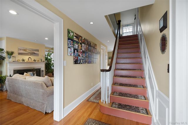 1 Dewey Avenue, Amityville, NY 11701