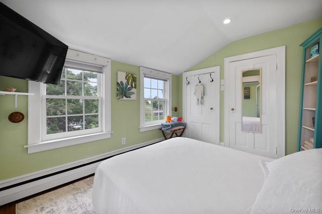1 Dewey Avenue, Amityville, NY 11701