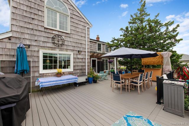1 Dewey Avenue, Amityville, NY 11701