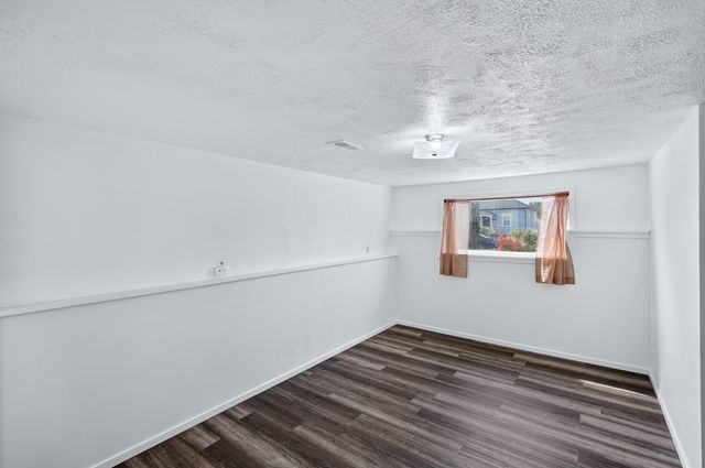 1927 E Hoffman Ave, Spokane Valley, WA 99207