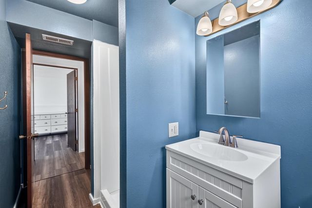 1927 E Hoffman Ave, Spokane Valley, WA 99207