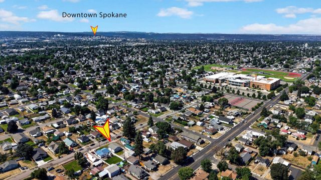 1927 E Hoffman Ave, Spokane Valley, WA 99207