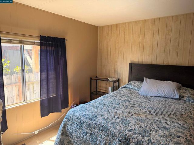 73 Donald LN, Concord, CA 94518